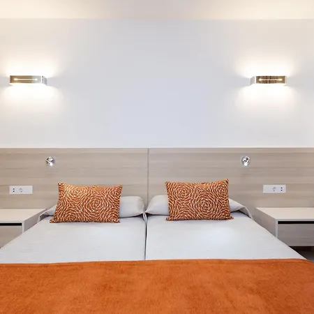 Globales Tamaimo Tropical 3* بويرتو دي سانتياغو