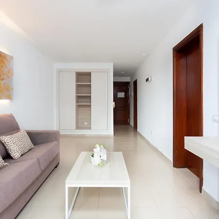 Globales Tamaimo Tropical 3* بويرتو دي سانتياغو